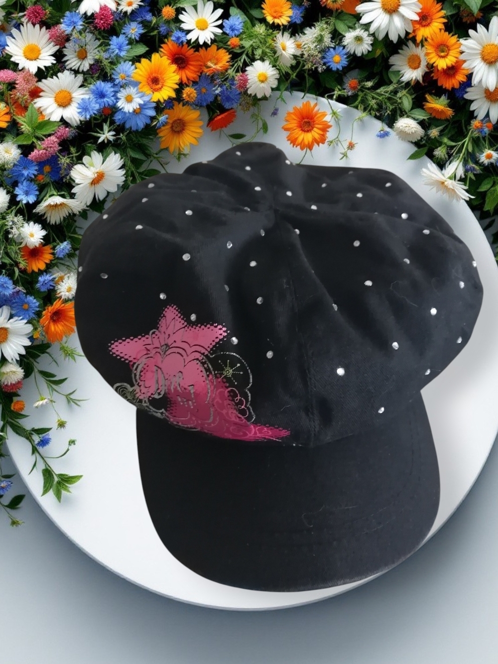 Girls' Black Hat with Pink Star Embellishment